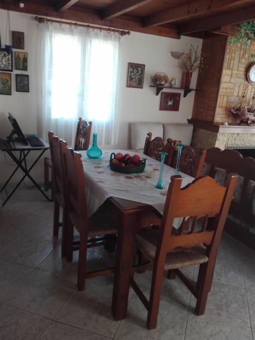 Pan Family House Daire Fira  Dış mekan fotoğraf